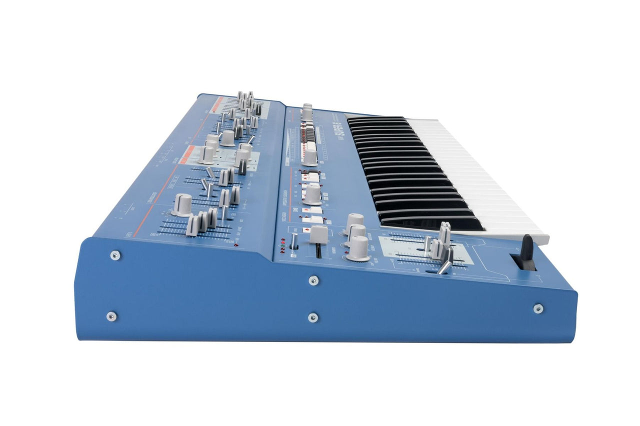 Udo Audio Super 6 Keyboard Blue 12-Voice Binaural Analog-Hybrid Synthesizer
