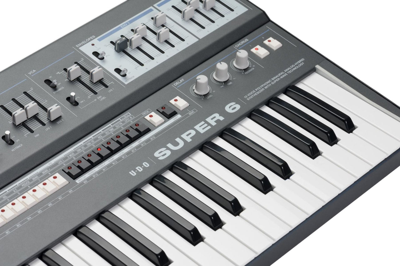 Udo Audio Super 6 Keyboard Black 12-Voice Binaural Analog-Hybrid Synthesizer